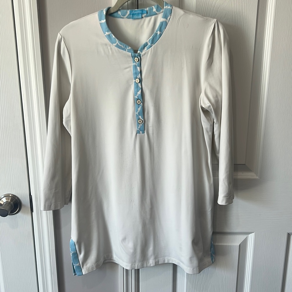 J. McLaughlin for Dillard’s tunic top blue and white